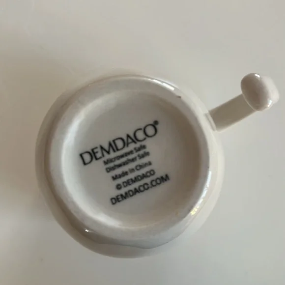 Cat Mom Heart Mug - Picture 4 of 4